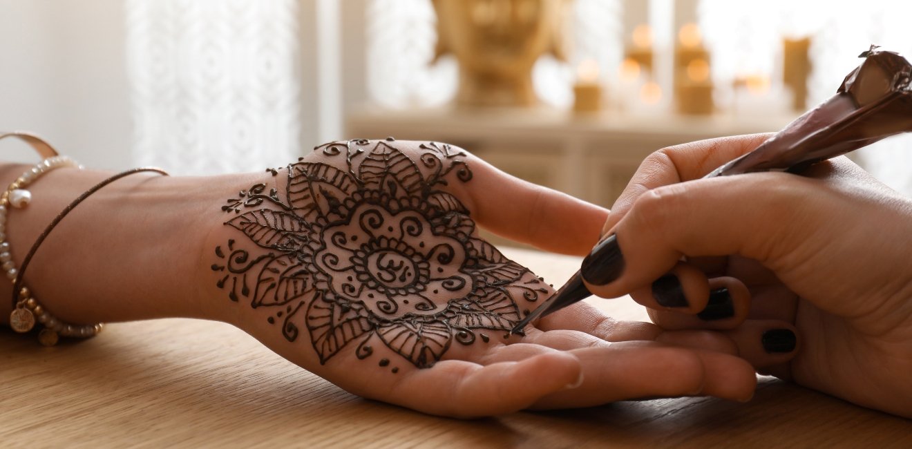 Get Best Mehendi Artist in Chennai